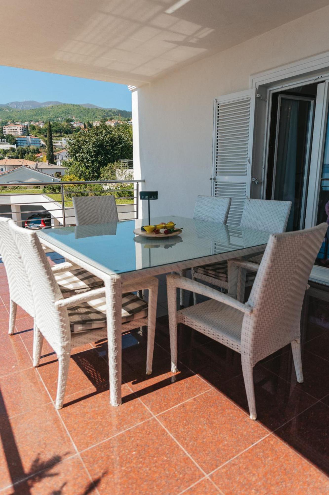 Villa Calista Ičići Eksteriør billede